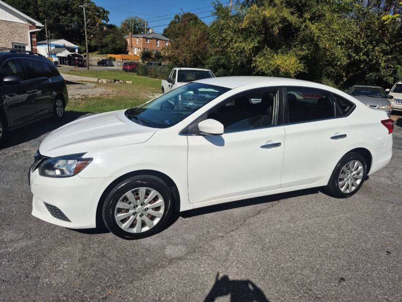 2018 Nissan Sentra thumbnail 2