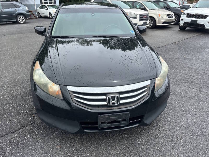 2011 Honda Accord thumbnail 4