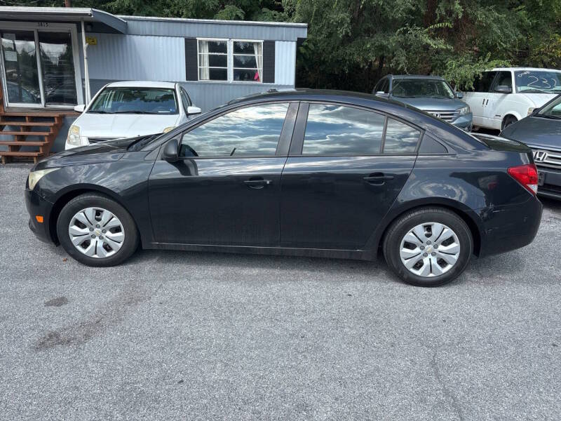2013 Chevrolet Cruze thumbnail 4