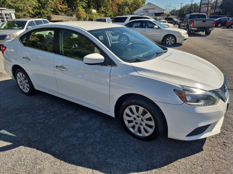 2018 Nissan Sentra thumbnail 3