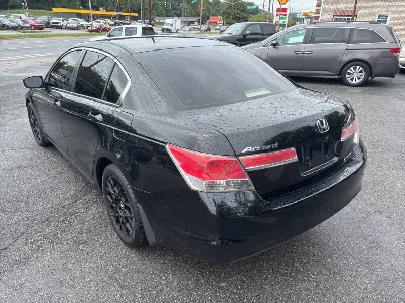2011 Honda Accord thumbnail 9