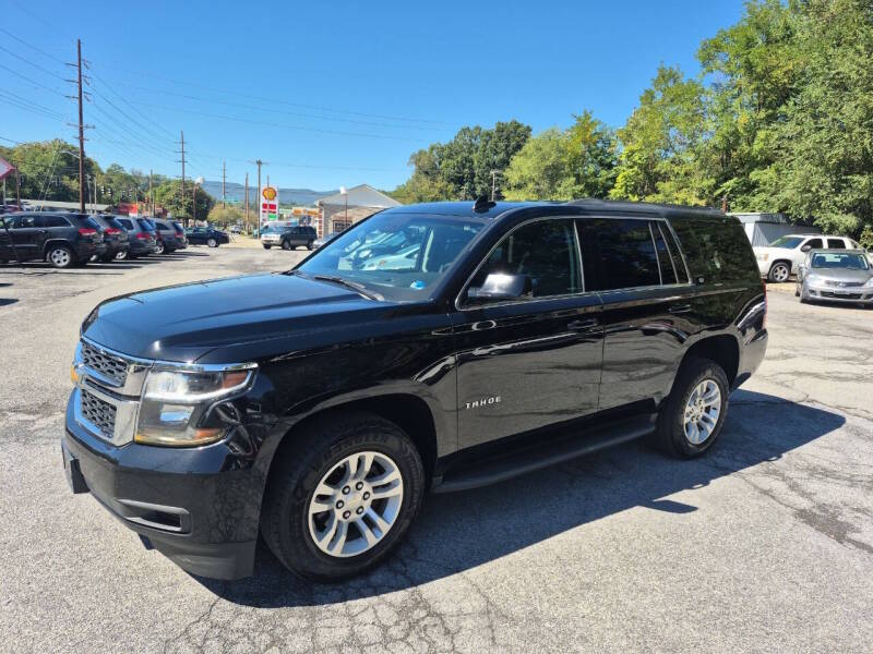 2018 Chevrolet Tahoe thumbnail 2