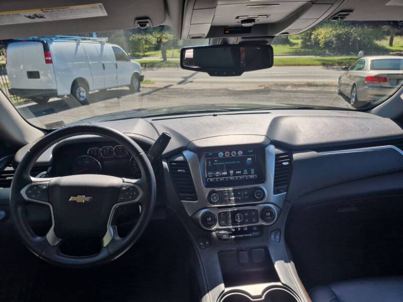 2018 Chevrolet Tahoe thumbnail 5