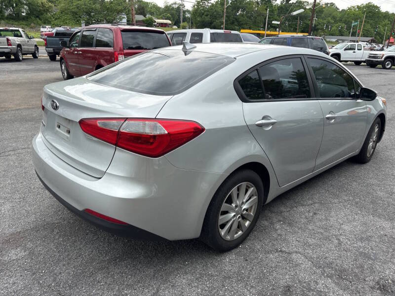 2014 Kia Forte thumbnail 4