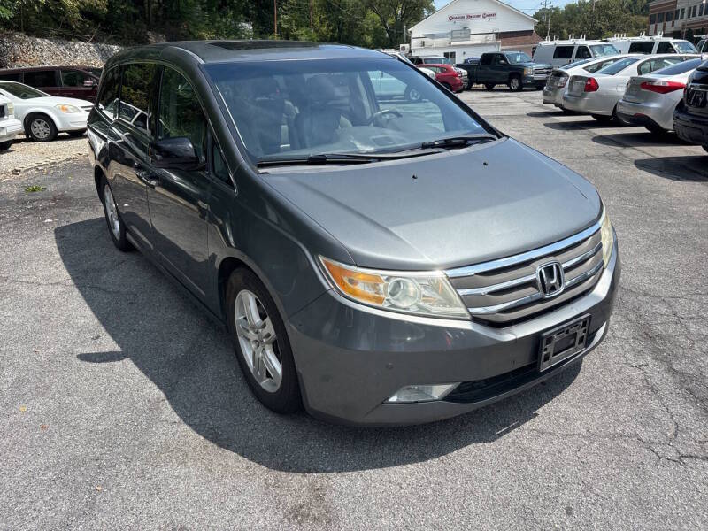 2011 Honda Odyssey thumbnail 3