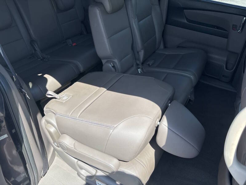 2016 Honda Odyssey thumbnail 13