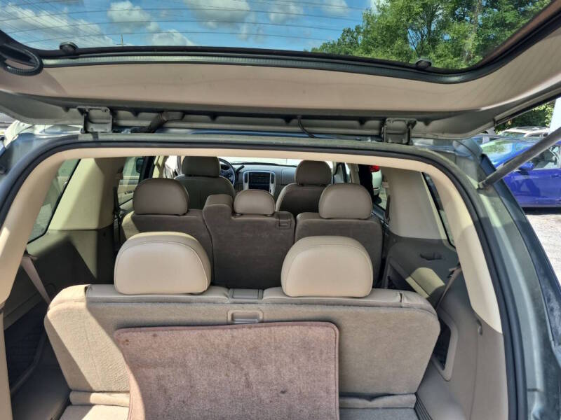 2004 Mercury Mountaineer thumbnail 9