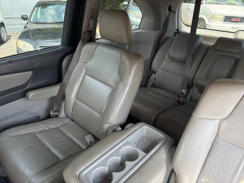2011 Honda Odyssey thumbnail 10