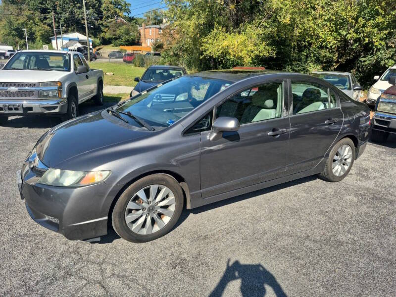 2011 Honda Civic thumbnail 2