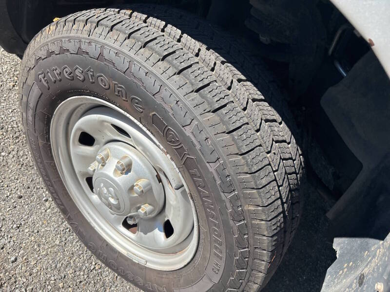 2016 RAM 2500 thumbnail 4