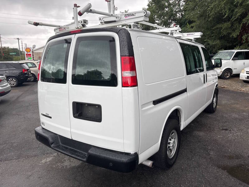 2018 Chevrolet Express thumbnail 7