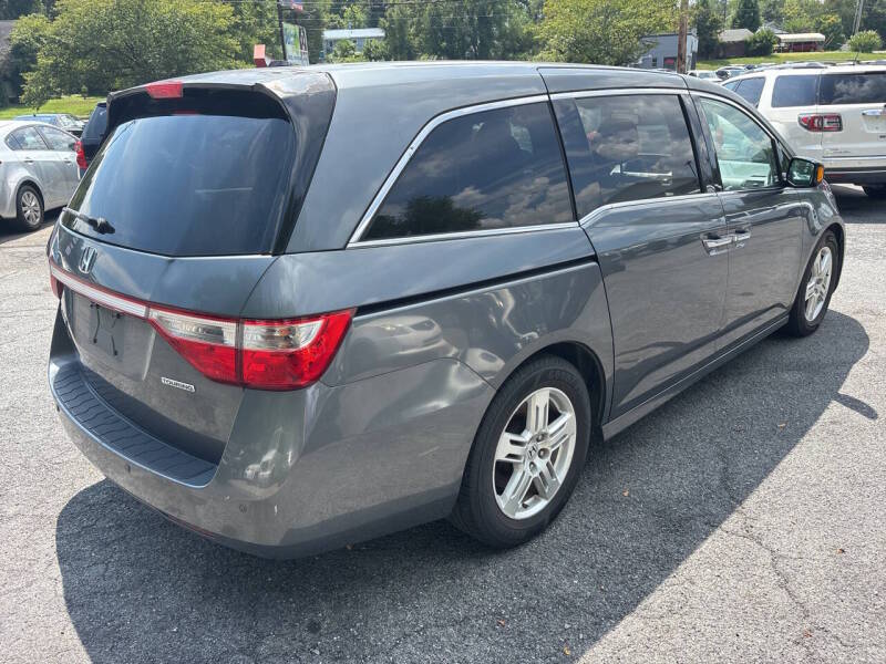 2011 Honda Odyssey thumbnail 6