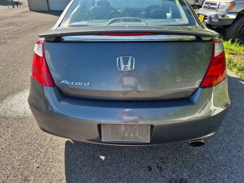 2010 Honda Accord thumbnail 4