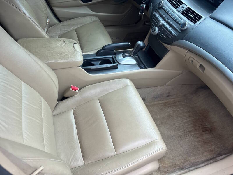2011 Honda Accord thumbnail 11