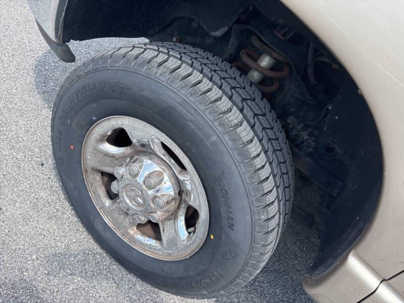 2004 Dodge Ram 2500 thumbnail 16
