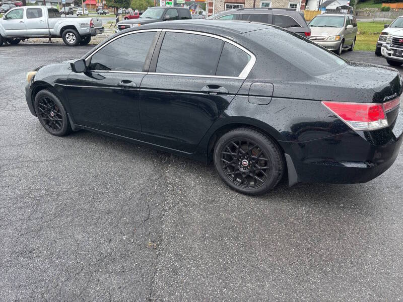 2011 Honda Accord thumbnail 6