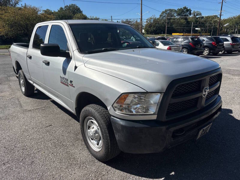 2016 RAM 2500 thumbnail 3