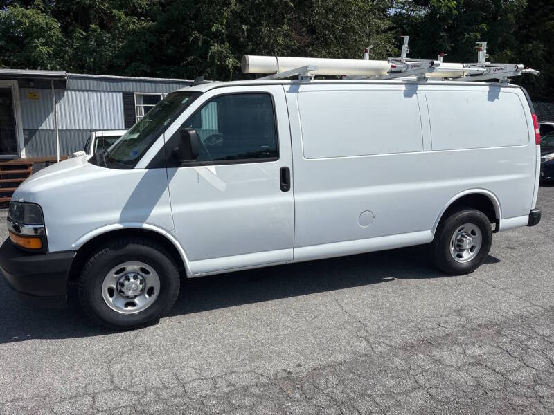 2018 Chevrolet Express thumbnail 6