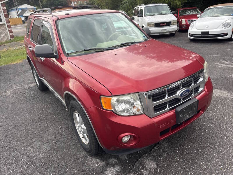 2012 Ford Escape thumbnail 2