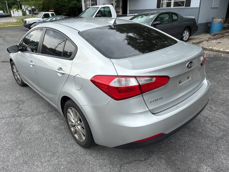 2014 Kia Forte thumbnail 5