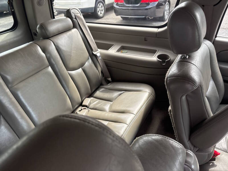 2006 GMC Yukon XL thumbnail 7