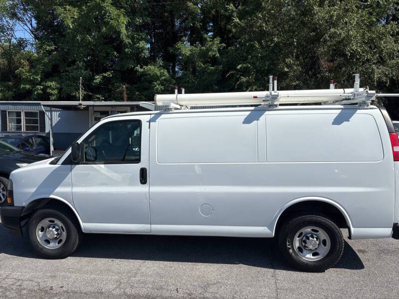 2020 Chevrolet Express thumbnail 8
