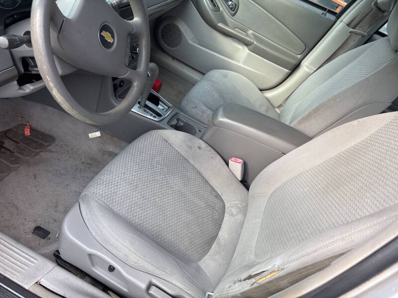 2007 Chevrolet Malibu thumbnail 12