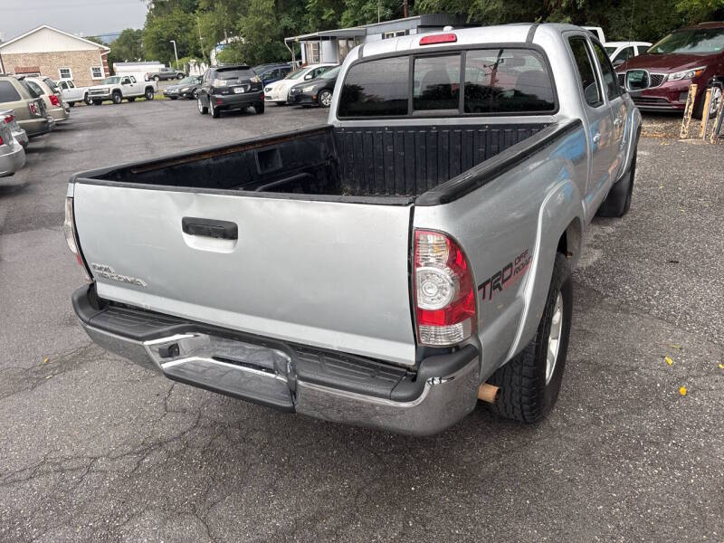 2009 Toyota Tacoma thumbnail 10