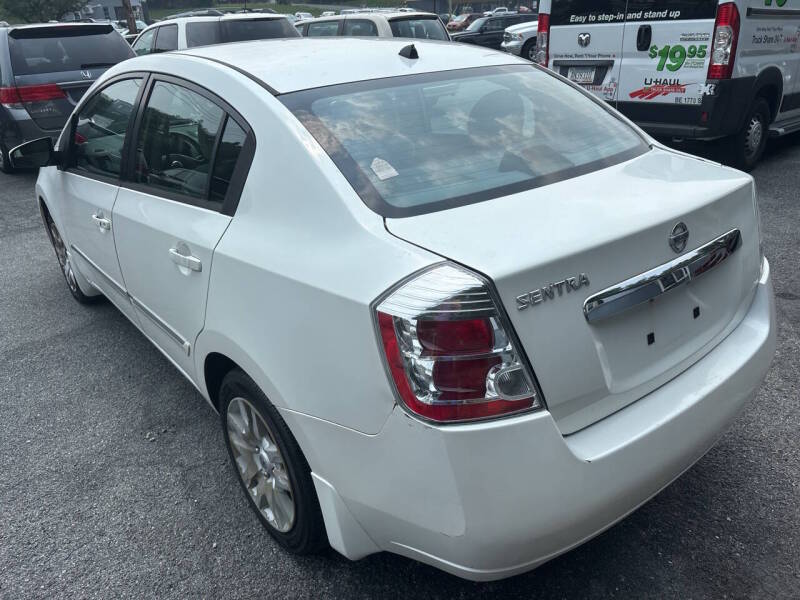 2010 Nissan Sentra thumbnail 7