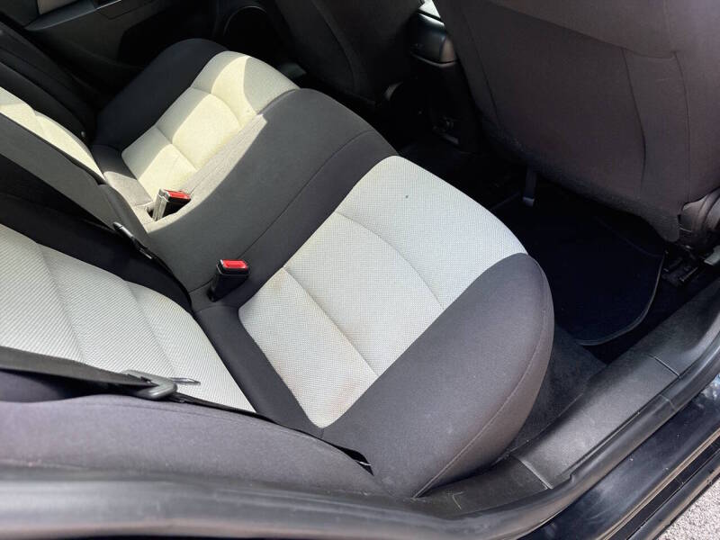 2013 Chevrolet Cruze thumbnail 11