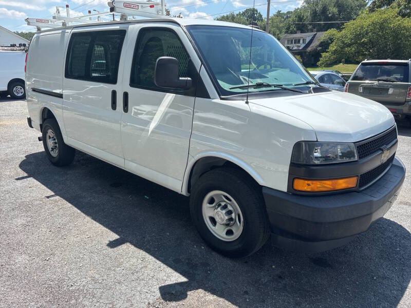 2020 Chevrolet Express thumbnail 3