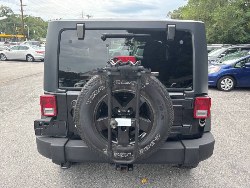 2012 Jeep Wrangler thumbnail 8