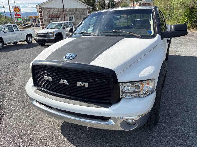 2002 Dodge Ram 1500 thumbnail 3