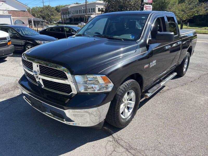 2016 RAM 1500 thumbnail 2