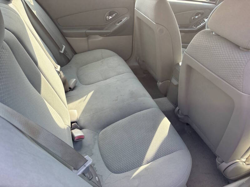 2007 Chevrolet Malibu thumbnail 13