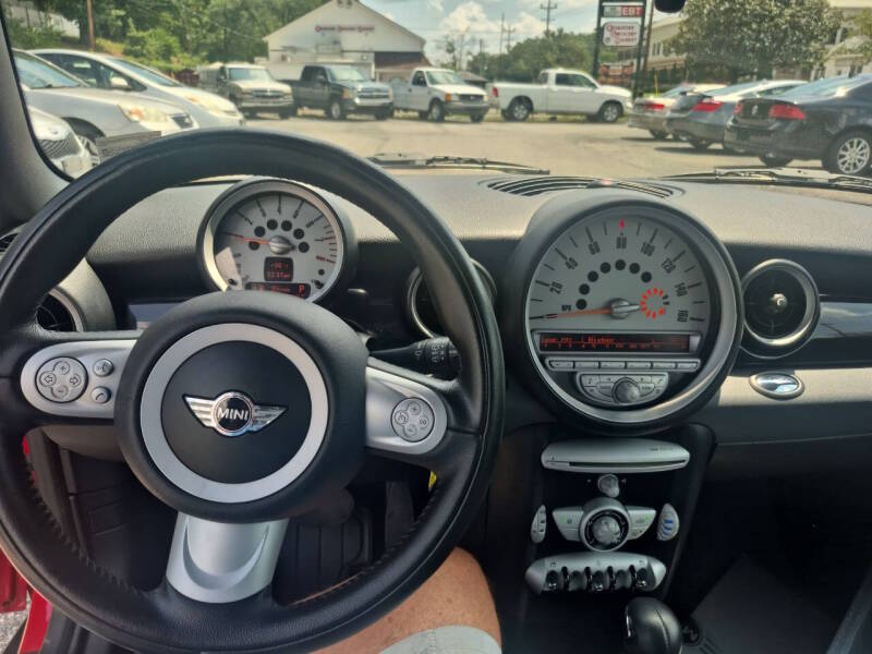 2010 MINI Cooper thumbnail 5