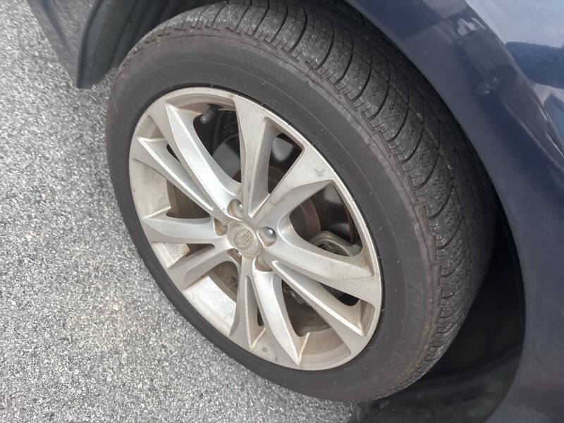 2013 Subaru Legacy thumbnail 18