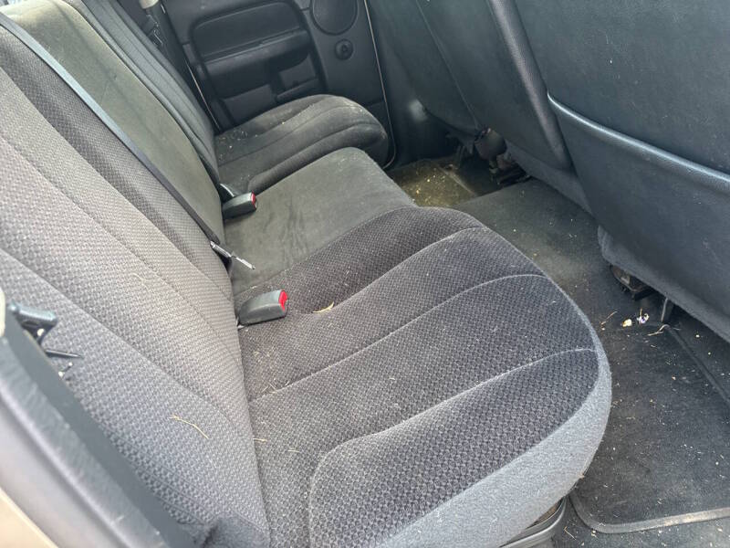 2004 Dodge Ram 2500 thumbnail 11