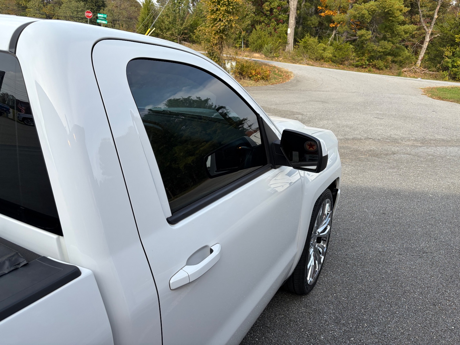 2017 Chevrolet Silverado thumbnail 11
