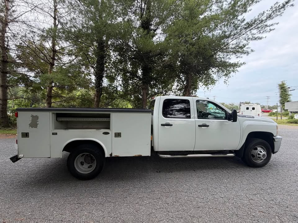 2013 Chevrolet Silverado 3500HD thumbnail 6