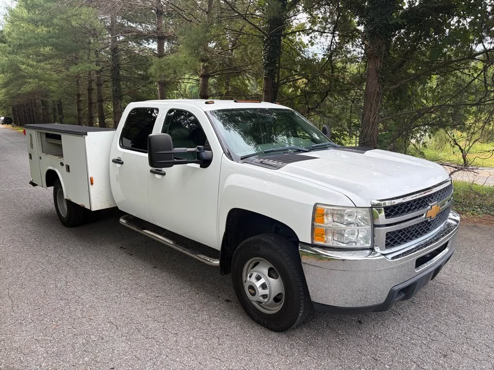 2013 Chevrolet Silverado 3500HD thumbnail 7