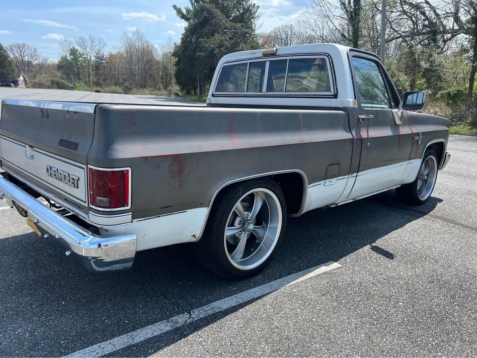 1986 Chevrolet C10 thumbnail 6