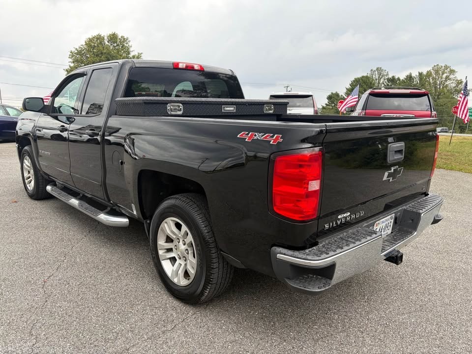 2016 Chevrolet Silverado 1500 thumbnail 3