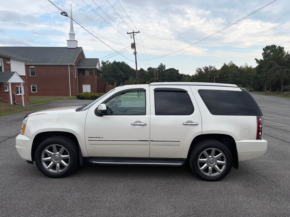 2013 GMC Yukon thumbnail 2
