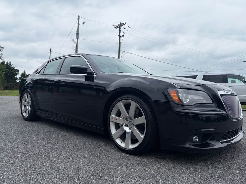 2012 Chrysler 300 thumbnail 7