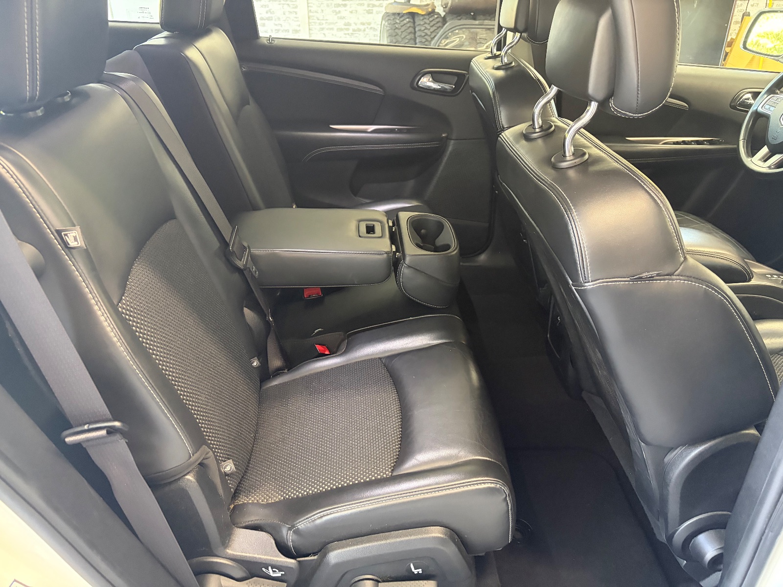2017 Dodge Journey thumbnail 11