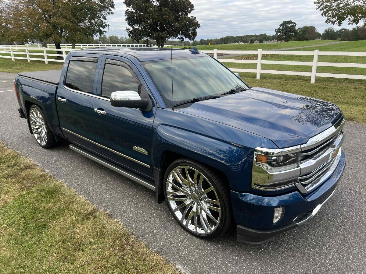 2016 Chevrolet Silverado 1500 thumbnail 4