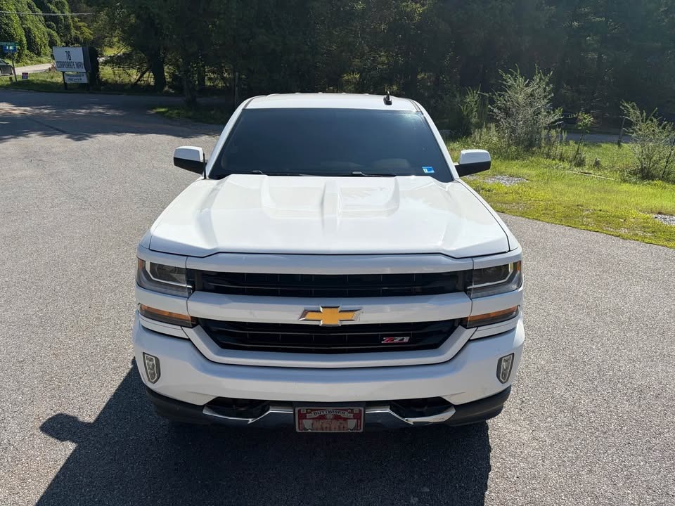 2017 Chevrolet Silverado 1500 thumbnail 8