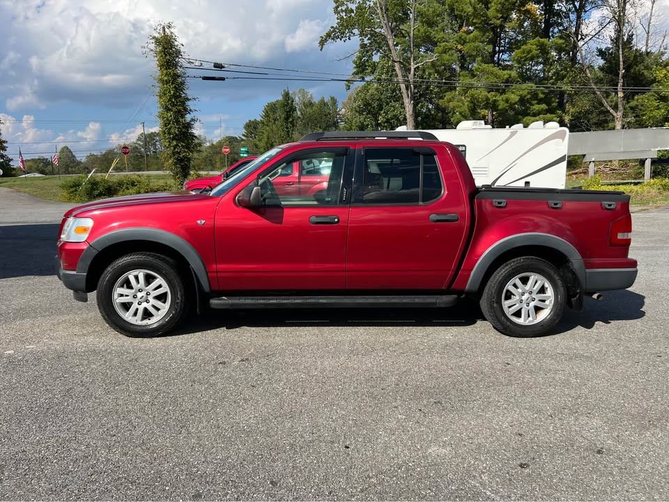 2008 Ford Explorer Sport Trac thumbnail 3