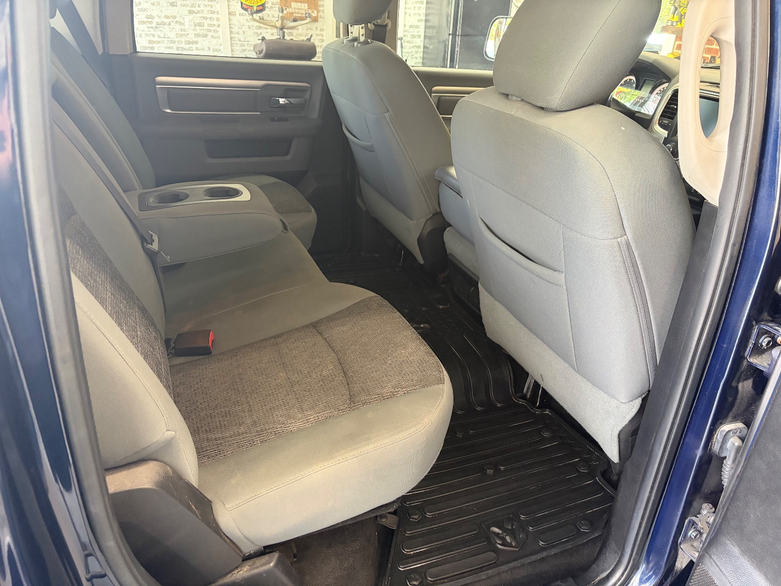 2015 Ram 1500 thumbnail 11